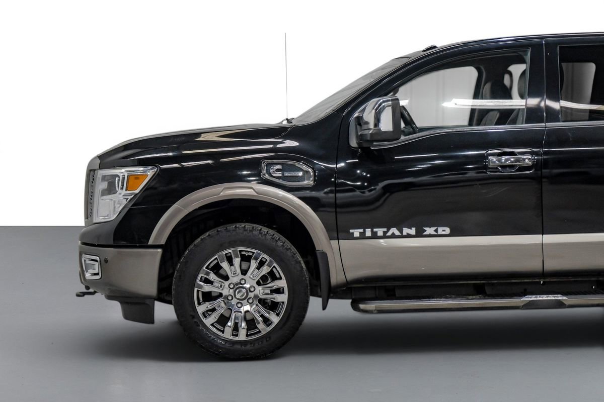 Used 2016 Nissan Titan Platinum Reserve AWD/4WD image 10