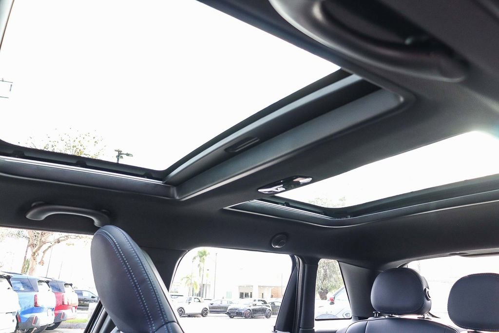 New 2026 MINI Cooper 4-Door Hardtop image 27