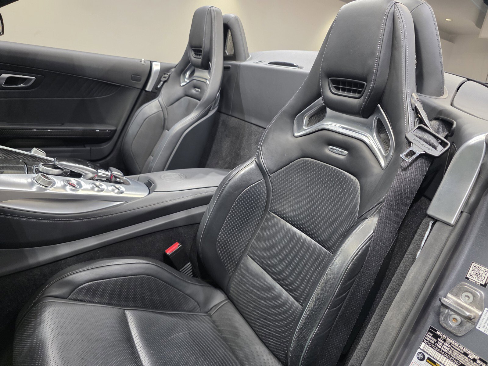 Used 2018 Mercedes-Benz AMG GT C image 8