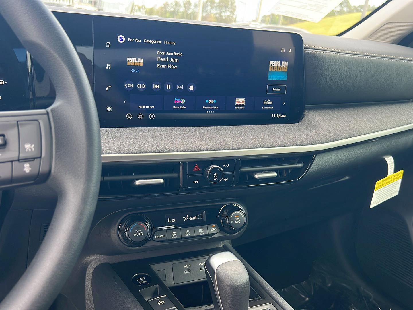 New 2026 Nissan Kicks SV image 23