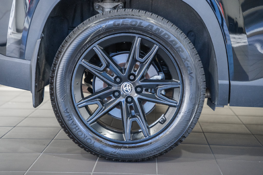 Certified 2024 Toyota Grand Highlander AWD image 21