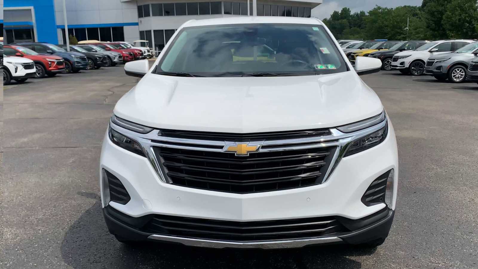 Certified 2024 Chevrolet Equinox LT AWD/4WD image 3