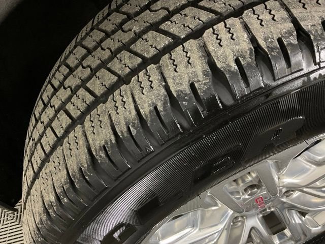 Used 2021 GMC Yukon SLT w/ SLT Premium Package image 43