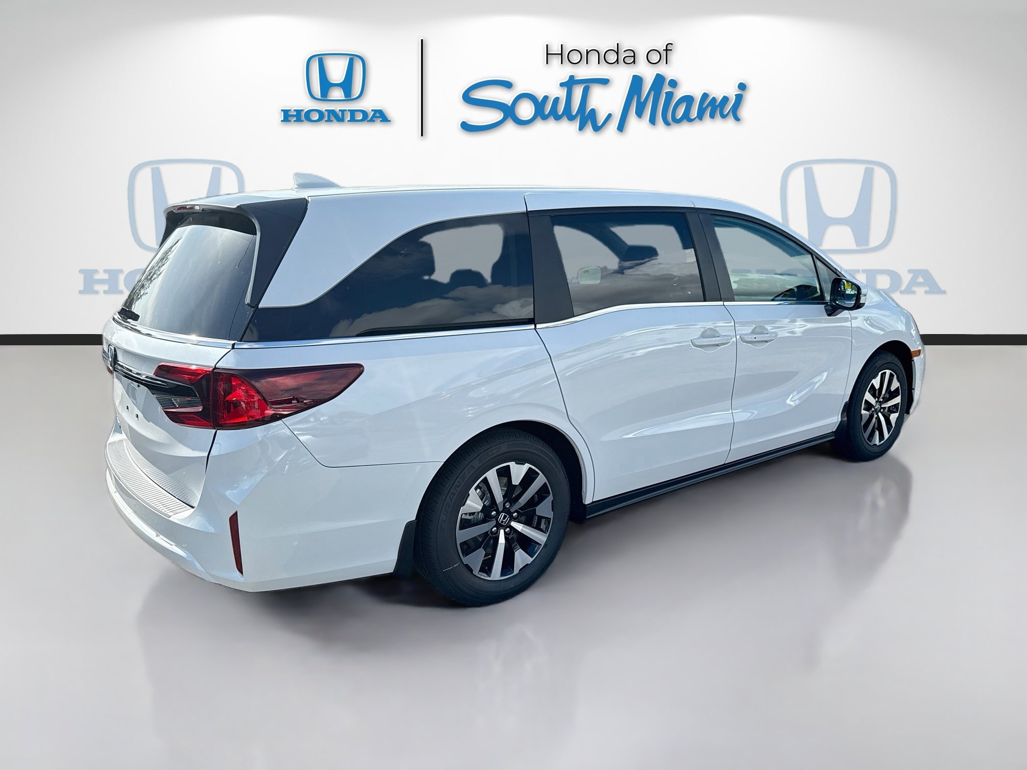New 2026 Honda Odyssey EX-L image 7
