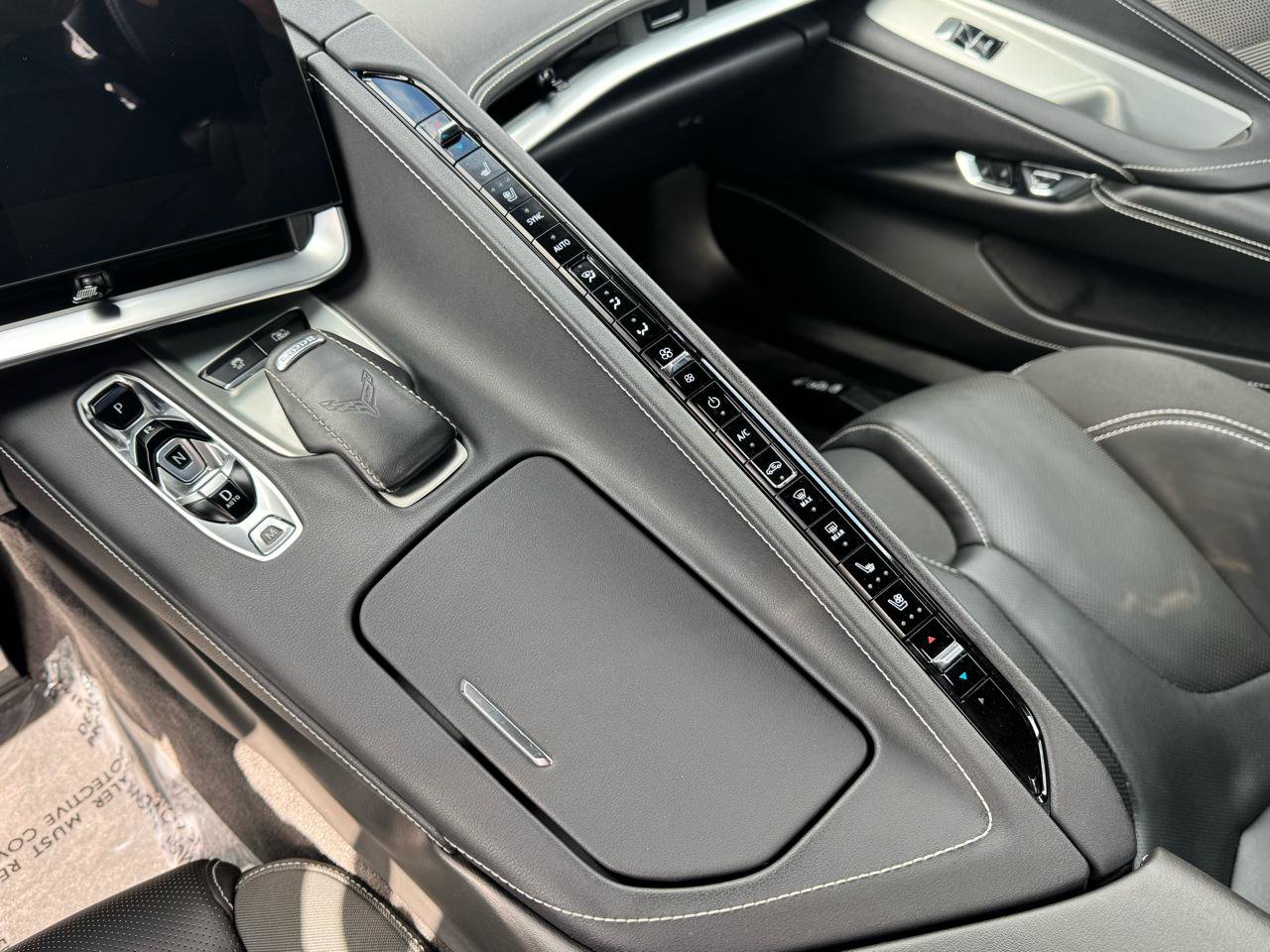 Used 2024 Chevrolet Corvette 2LT Convertible image 30