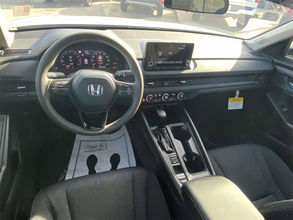 Used 2023 Honda Accord EX image 15