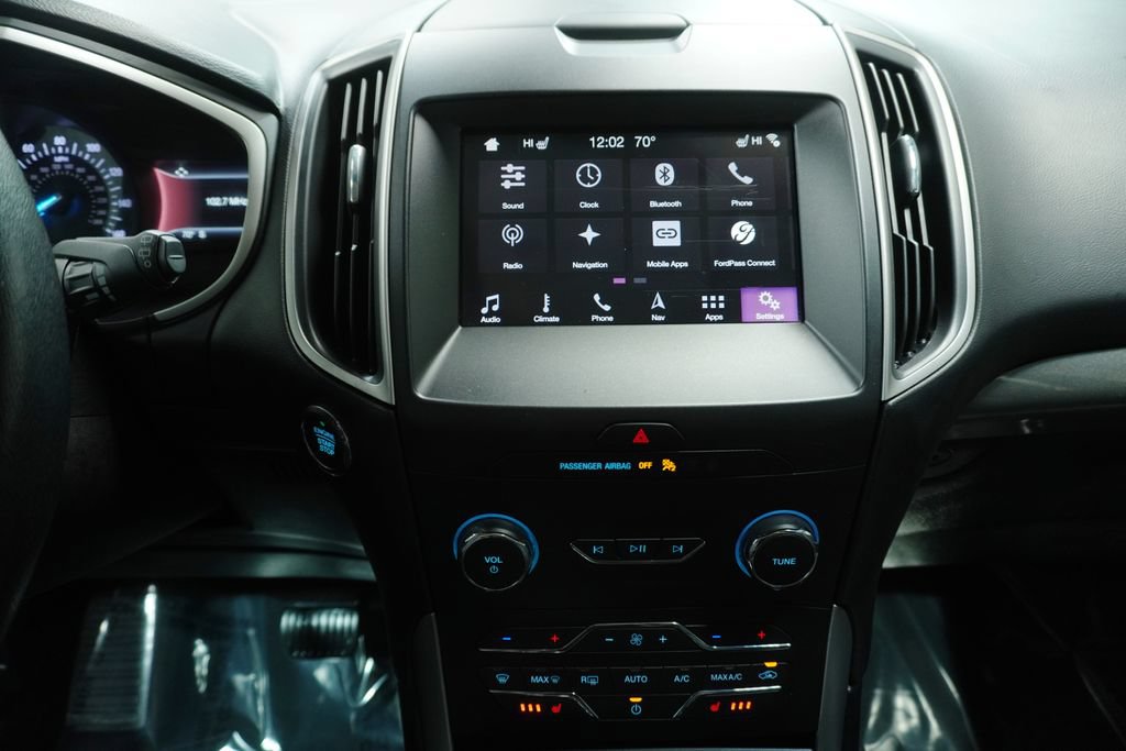Used 2019 Ford Edge SEL w/ Equipment Group 201A FWD image 19