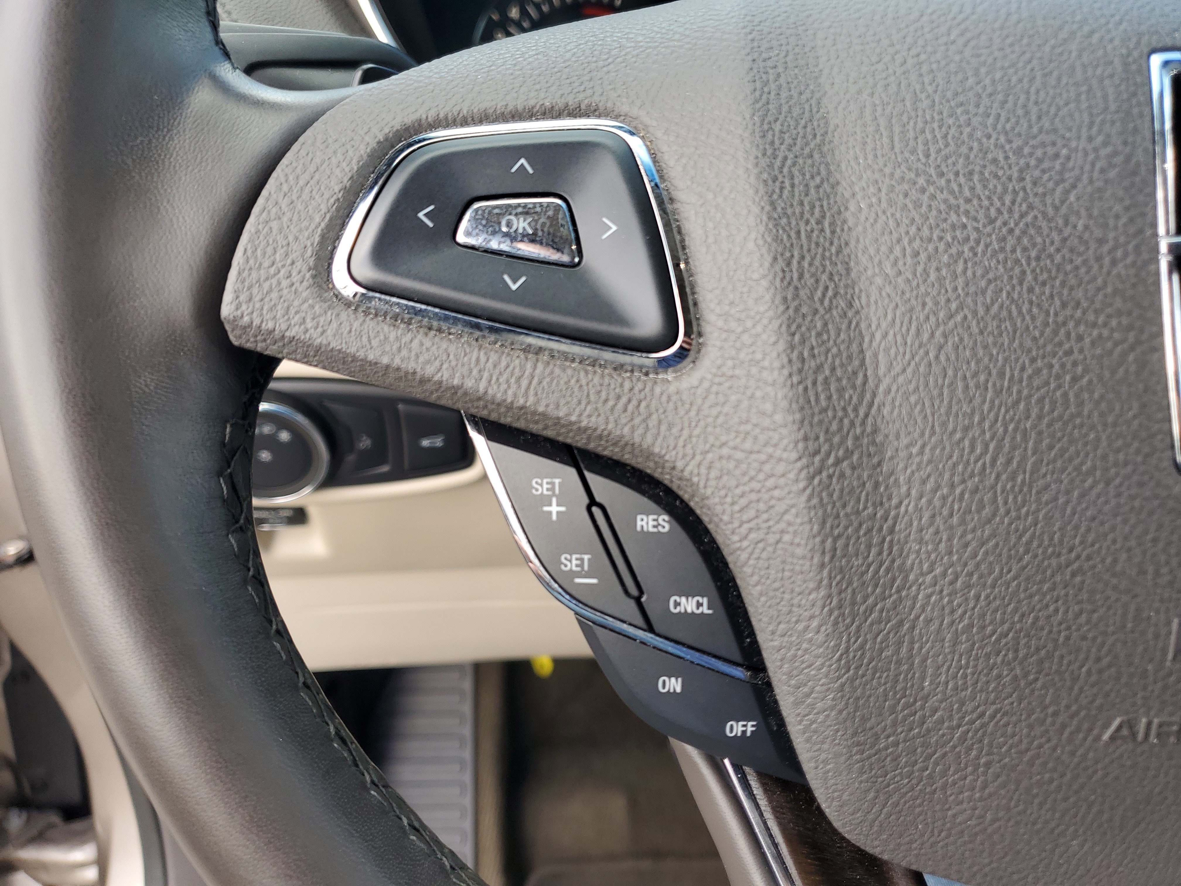 Used 2018 Lincoln MKX Select w/ Select Plus Package image 21