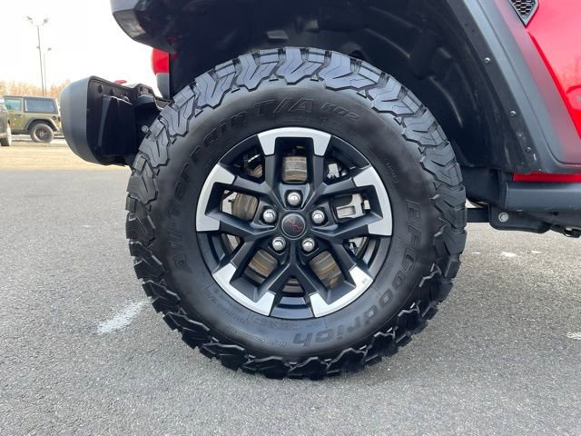 Used 2025 Jeep Wrangler Unlimited Rubicon AWD/4WD image 30