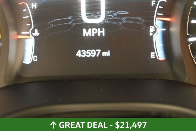 Used 2025 Jeep Compass Limited AWD/4WD image 37