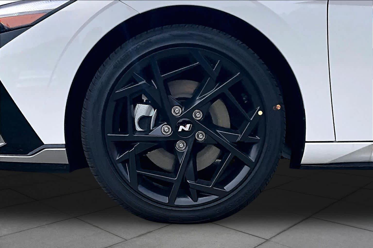 New 2026 Hyundai Elantra N Line FWD image 9