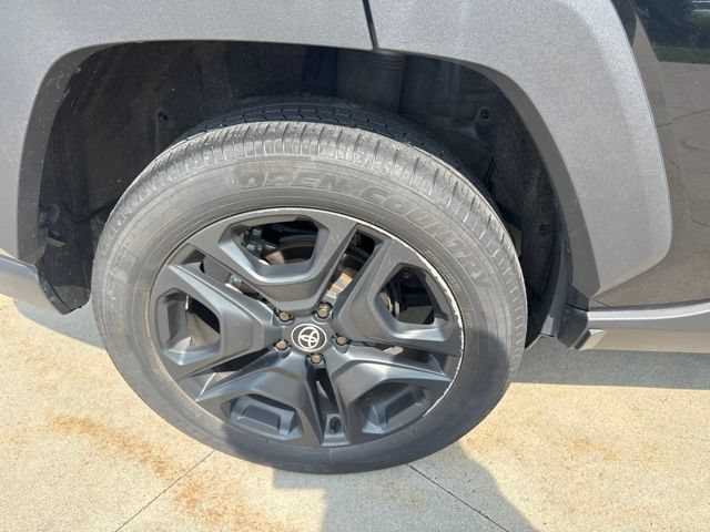 Used 2024 Toyota RAV4 Adventure AWD/4WD image 10