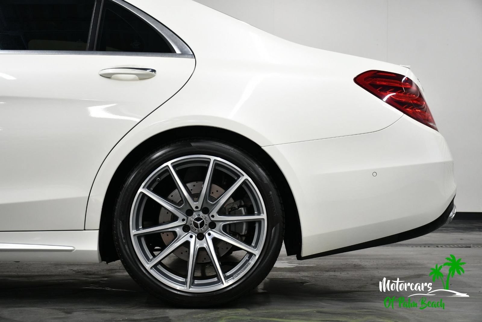 Used 2019 Mercedes-Benz S 560 Sedan image 7