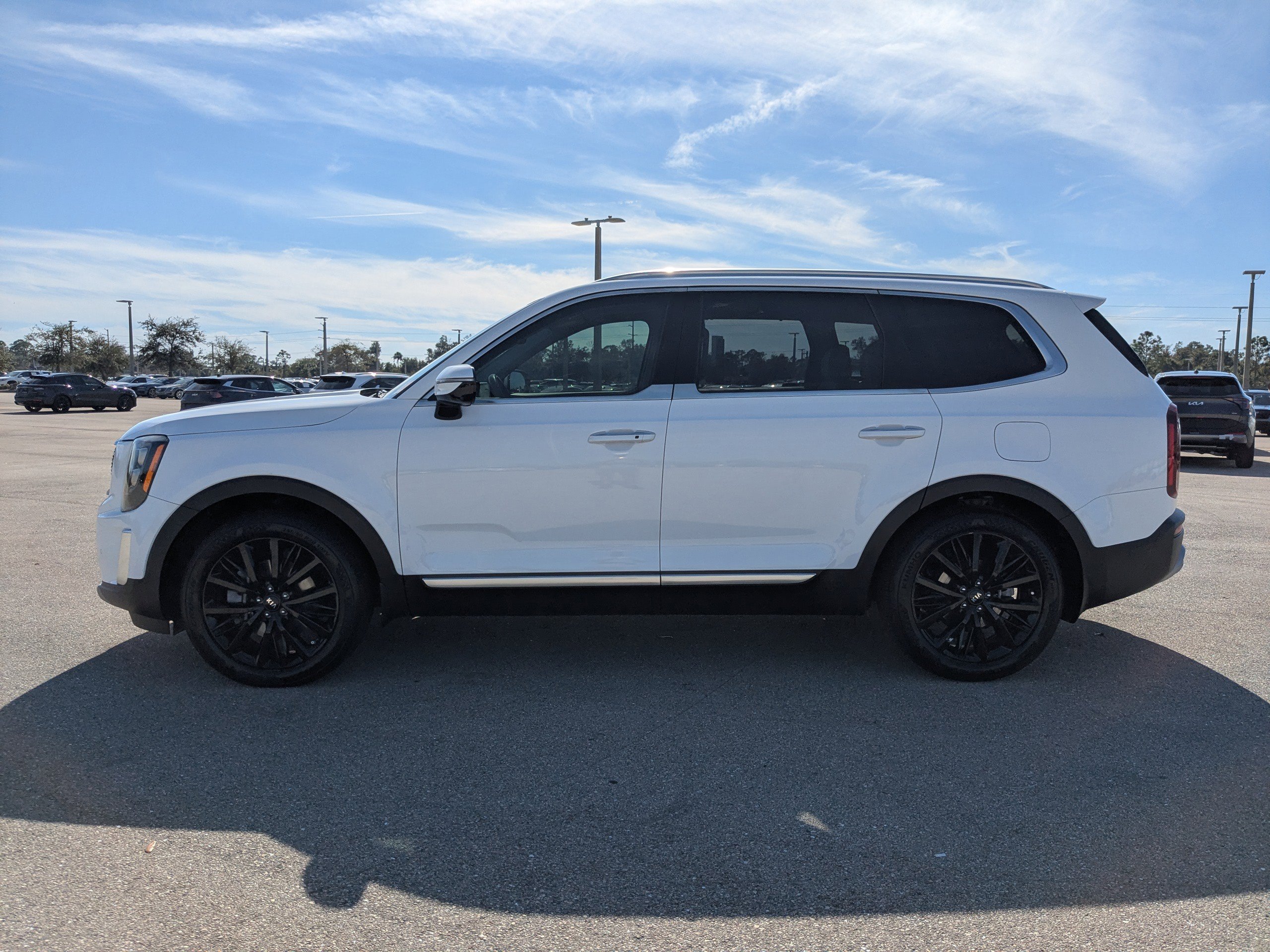 Certified 2021 Kia Telluride SX w/ Towing Package image 8