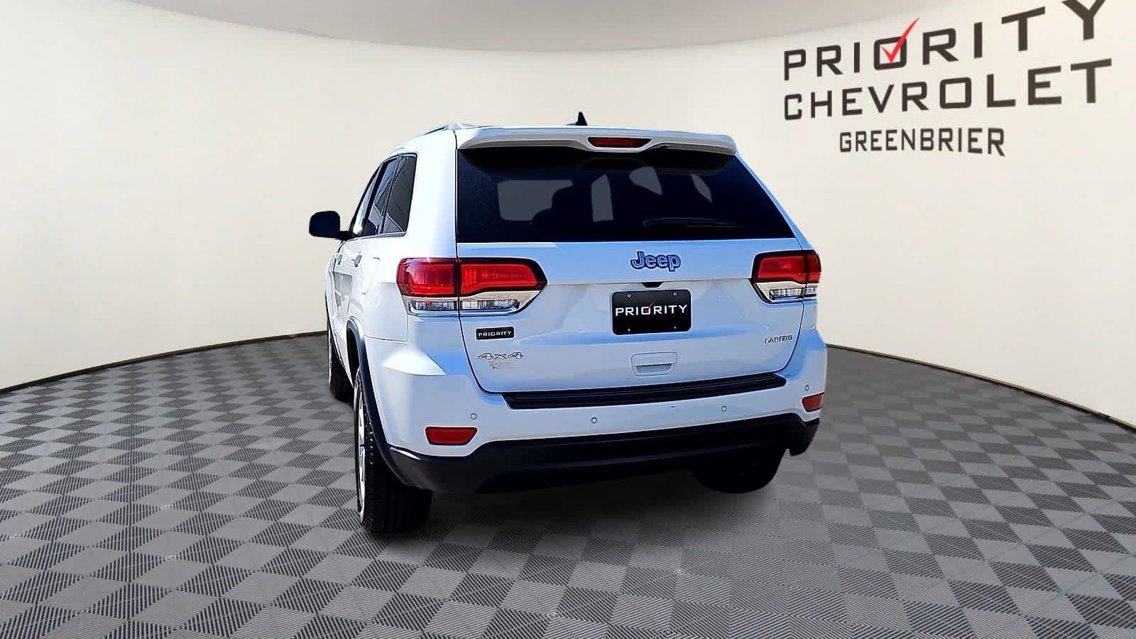 Used 2020 Jeep Grand Cherokee Laredo AWD/4WD image 7