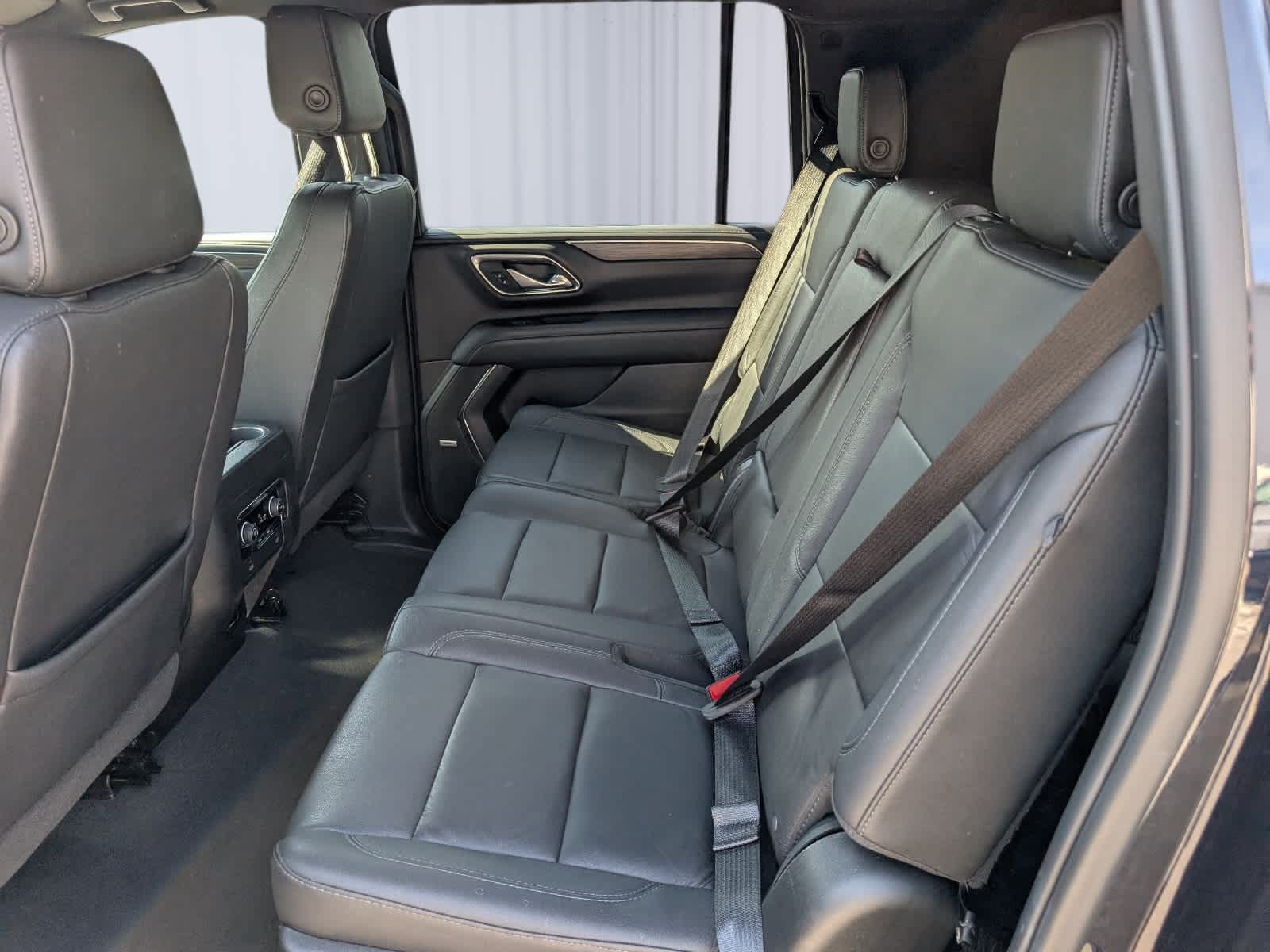 Certified 2023 Chevrolet Suburban LT AWD/4WD image 14