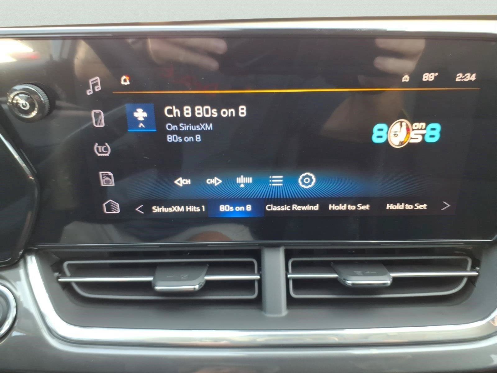 New 2026 Chevrolet Trax ACTIV w/ Driver Confidence Package FWD image 21