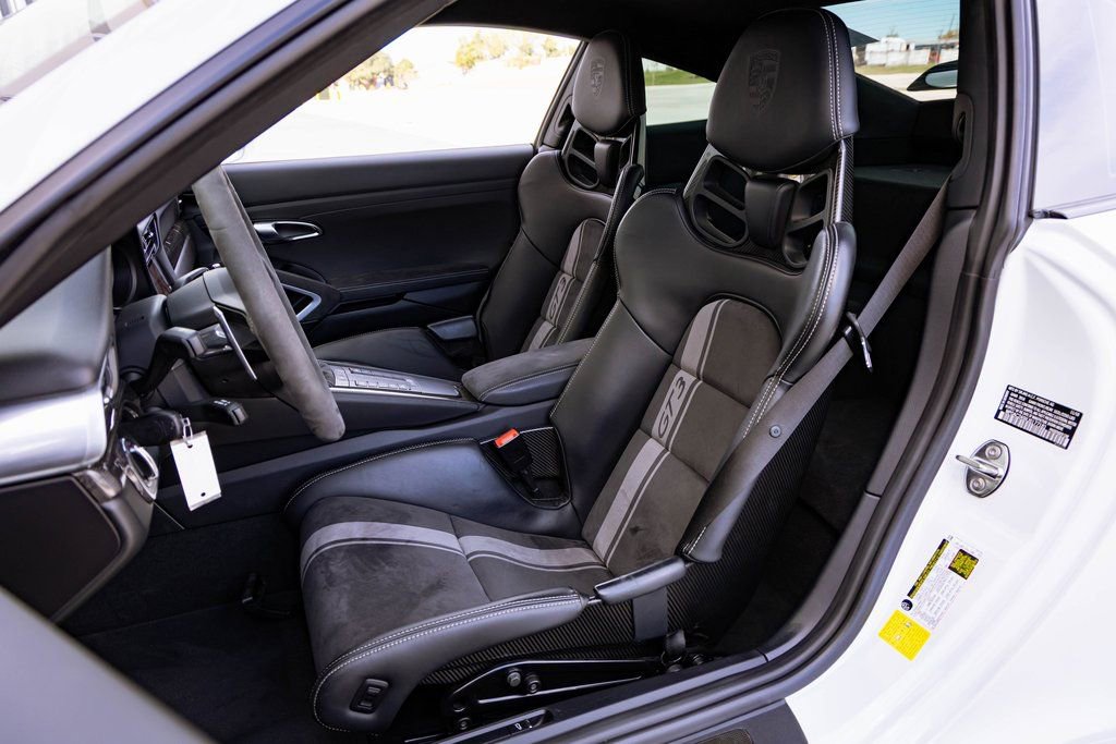 Used 2018 Porsche 911 GT3 image 23