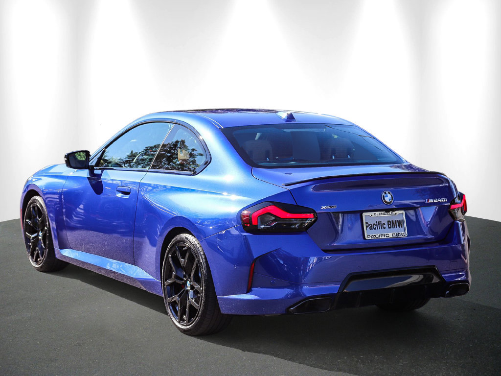 Used 2026 BMW M240i xDrive Coupe w/ Premium Package AWD/4WD image 4