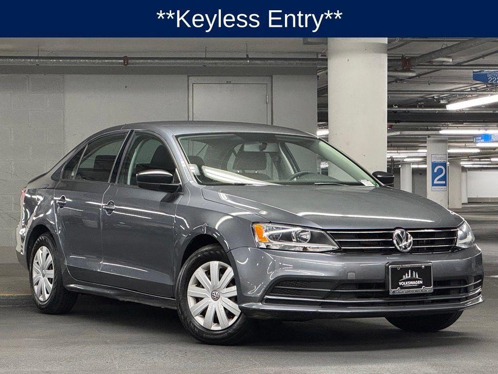Used 2016 Volkswagen Jetta S FWD image 2