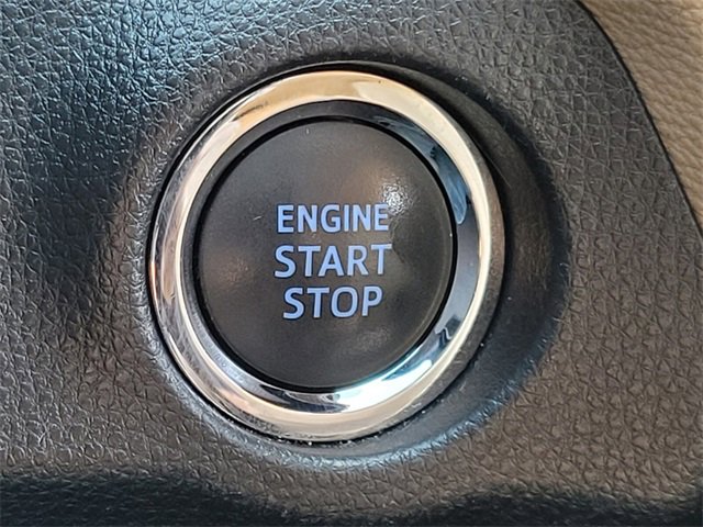 Used 2019 Toyota RAV4 Limited image 29