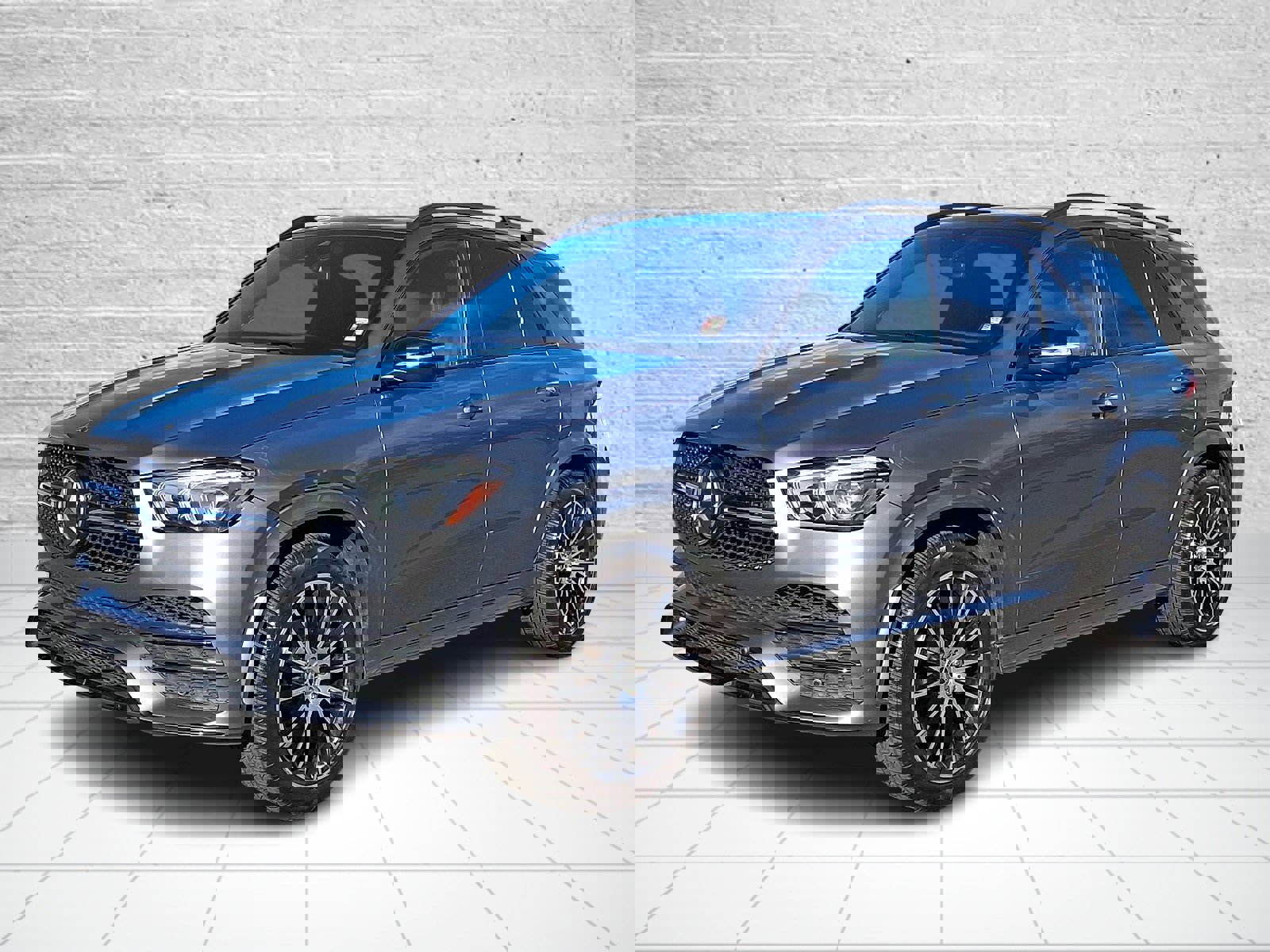 Used 2023 Mercedes-Benz GLE 350 4MATIC image 3