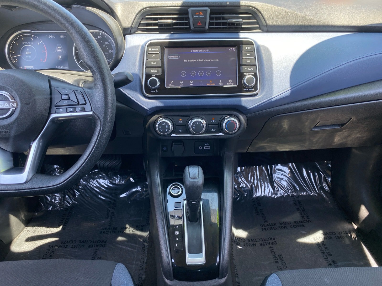 Used 2023 Nissan Versa SV FWD image 11