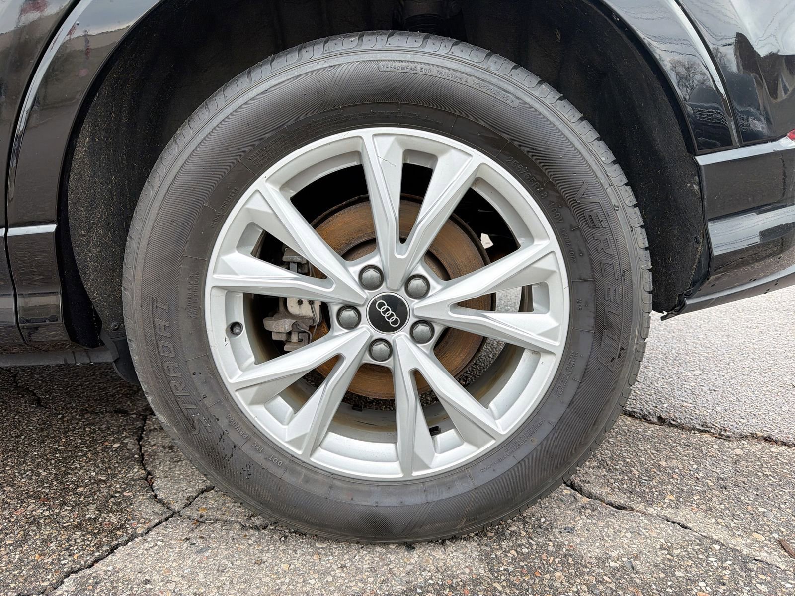 Used 2021 Audi Q3 2.0T Premium Plus w/ Premium Plus Package AWD/4WD image 19