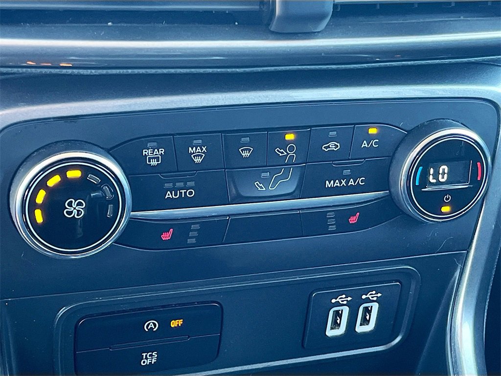 Used 2022 Ford EcoSport SE w/ SE Convenience Package image 15