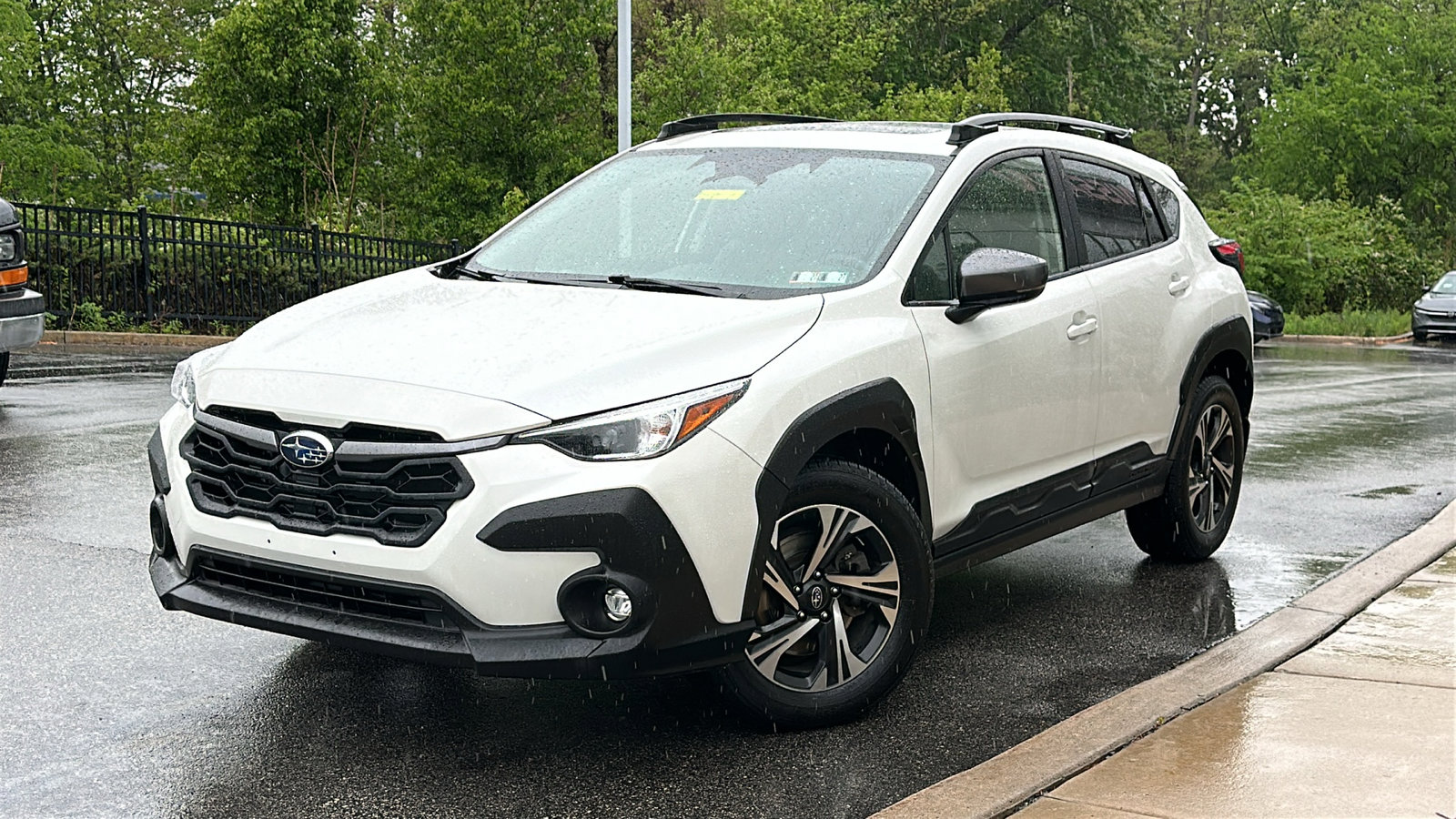 Used 2024 Subaru Crosstrek 2.0i Premium AWD/4WD video 1