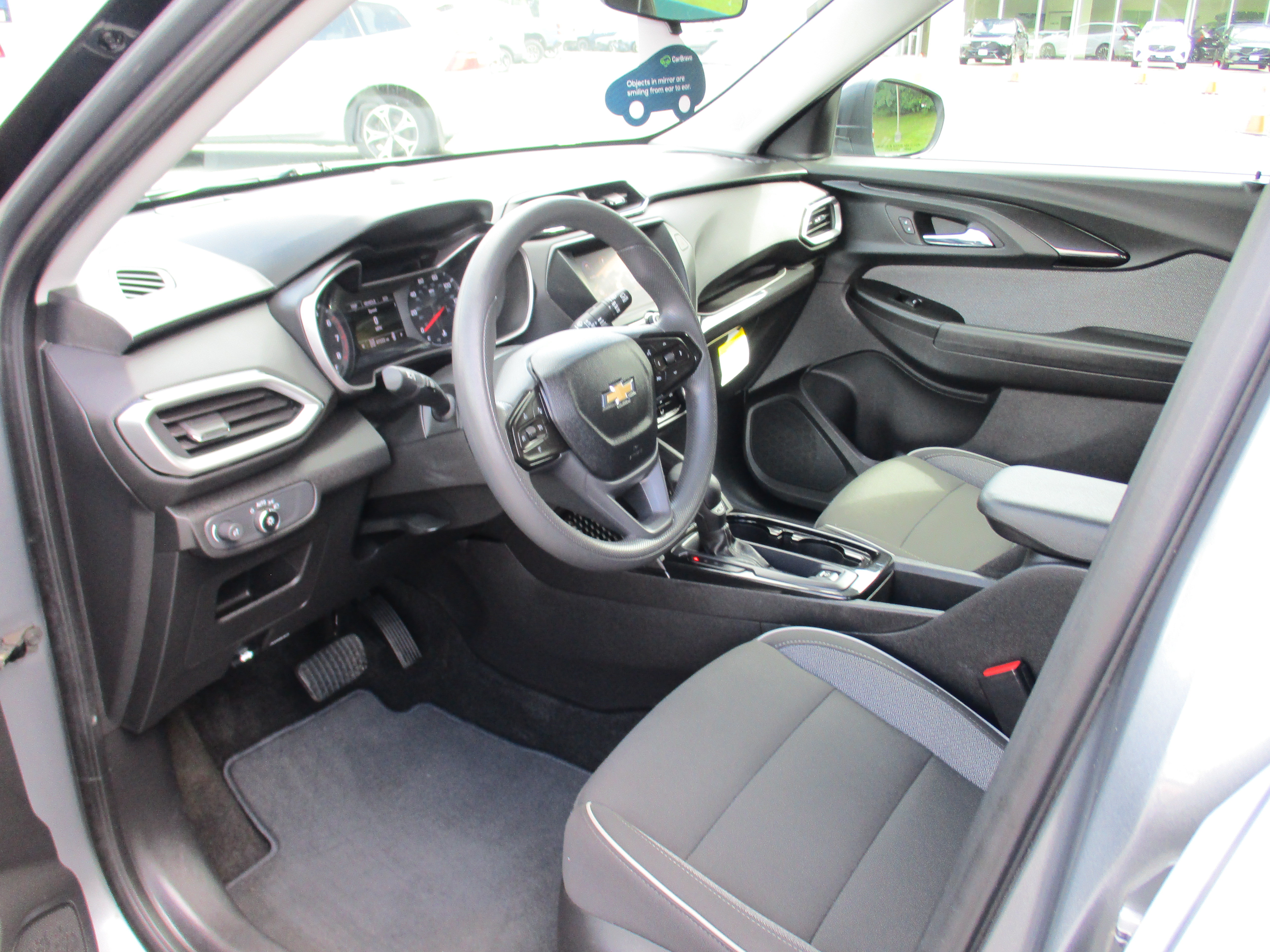 Used 2021 Chevrolet TrailBlazer LS AWD/4WD image 11