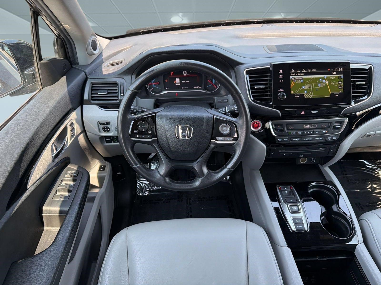 Used 2020 Honda Pilot Touring image 30