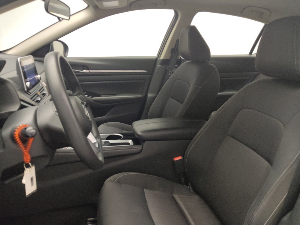 Used 2023 Nissan Altima 2.5 SV image 17