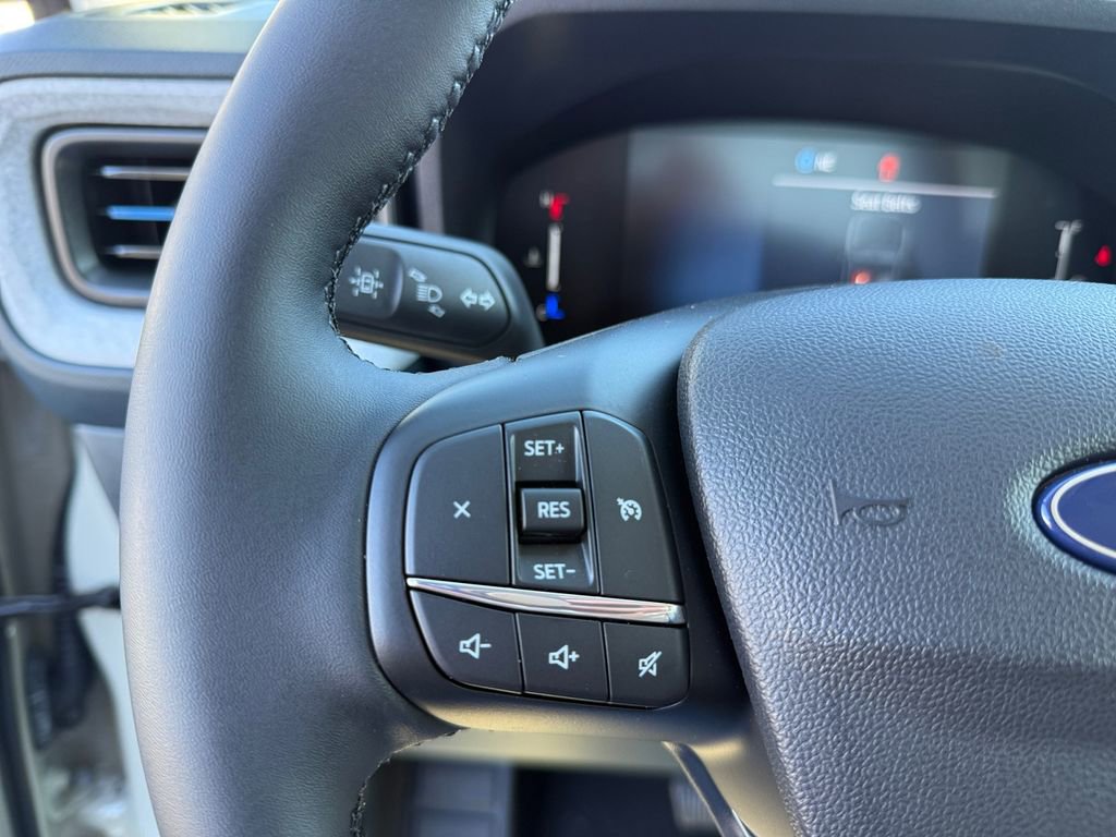 New 2025 Ford Maverick XLT w/ Equipment Group 301A image 23