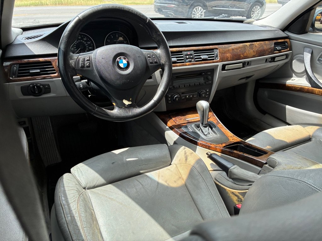 Used 2006 BMW 325i Sedan RWD image 17