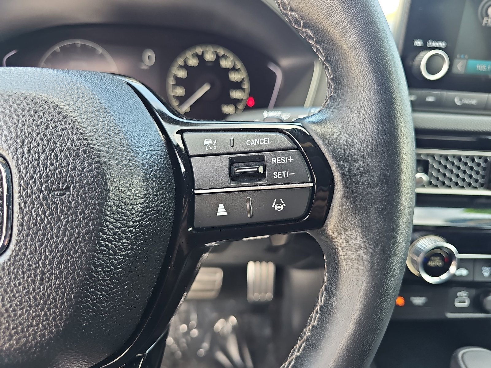 Used 2024 Honda Civic Sport image 17