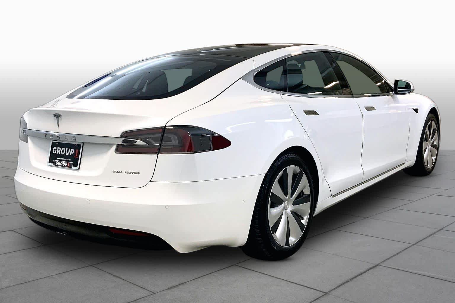 Used 2020 Tesla Model S Long Range Plus AWD/4WD image 12
