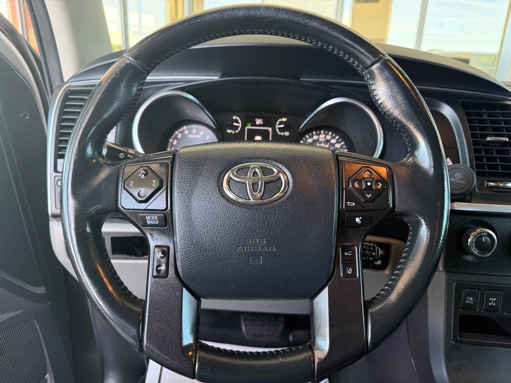 Used 2018 Toyota Sequoia Limited w/ Safety & Convenience Package AWD/4WD image 8