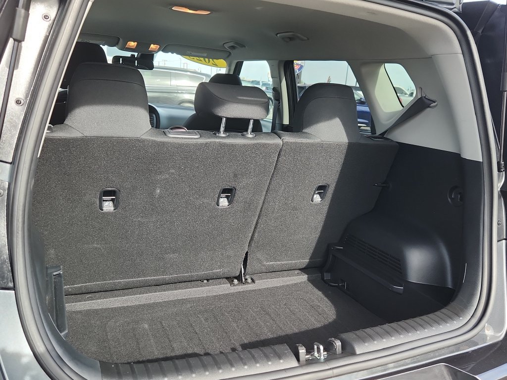 Used 2025 Kia Soul LX FWD image 11