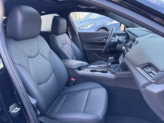 Used 2025 Cadillac CT4 Premium Luxury image 21
