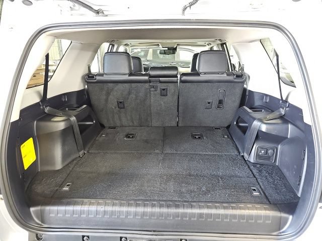 Used 2020 Toyota 4Runner SR5 Premium w/ Moonroof Package AWD/4WD image 40