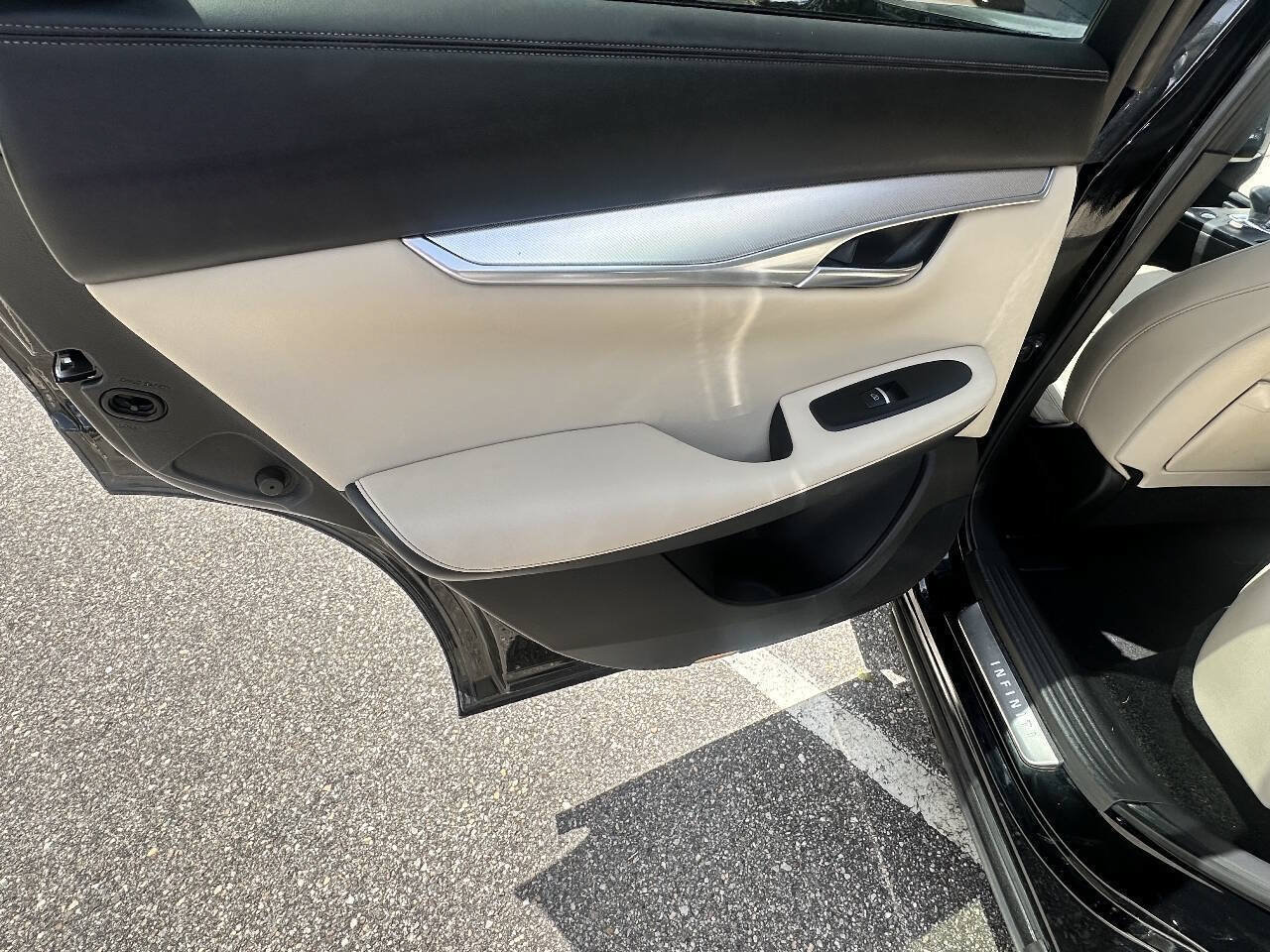 Used 2021 INFINITI QX50 Luxe w/ Cargo Package FWD image 20