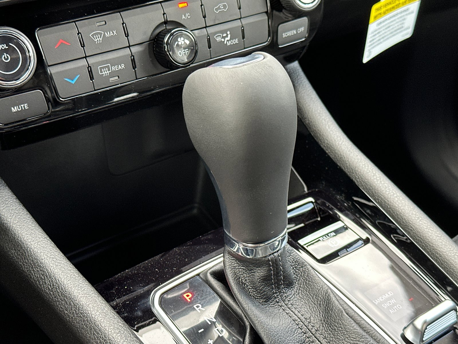 New 2026 Jeep Compass Latitude image 21