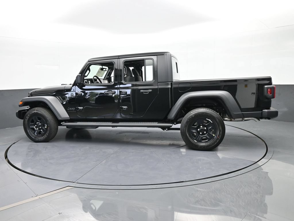 New 2026 Jeep Gladiator Sport AWD/4WD image 3