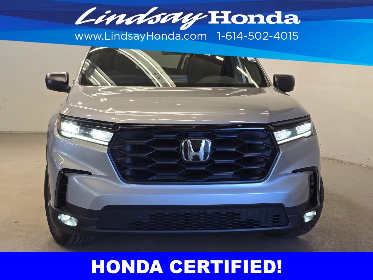 Certified 2025 Honda Pilot Sport image 2