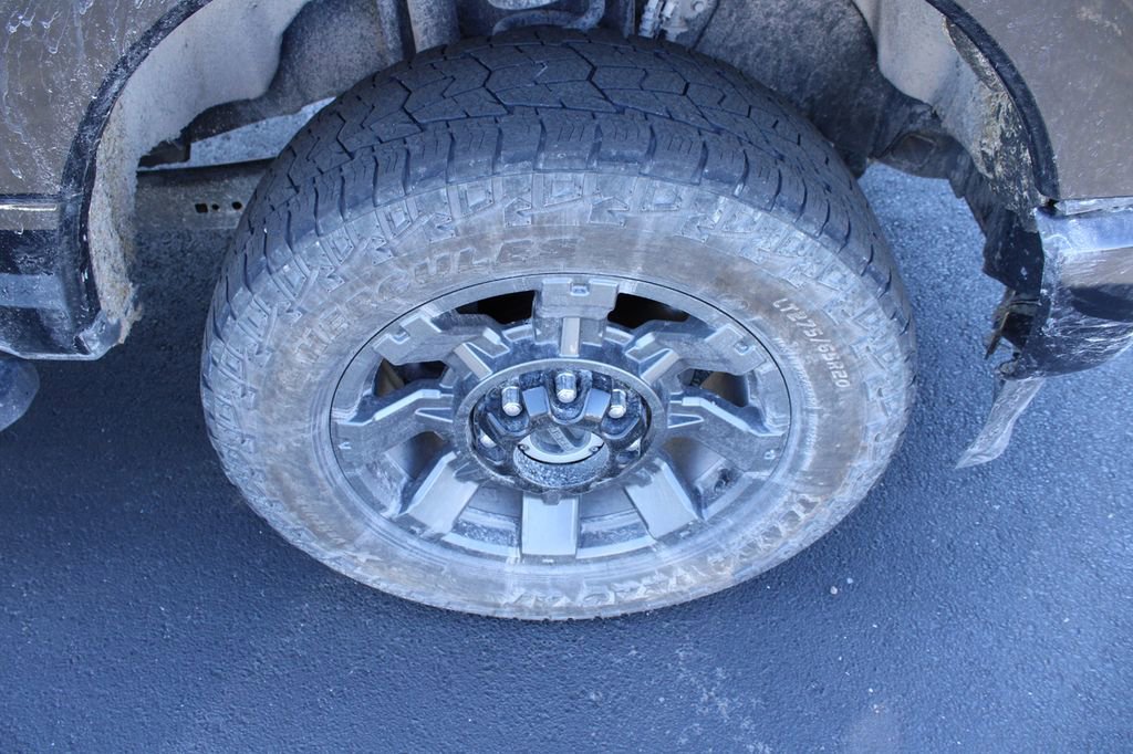 Used 2023 Ford F350 Lariat w/ Lariat Ultimate Package image 4