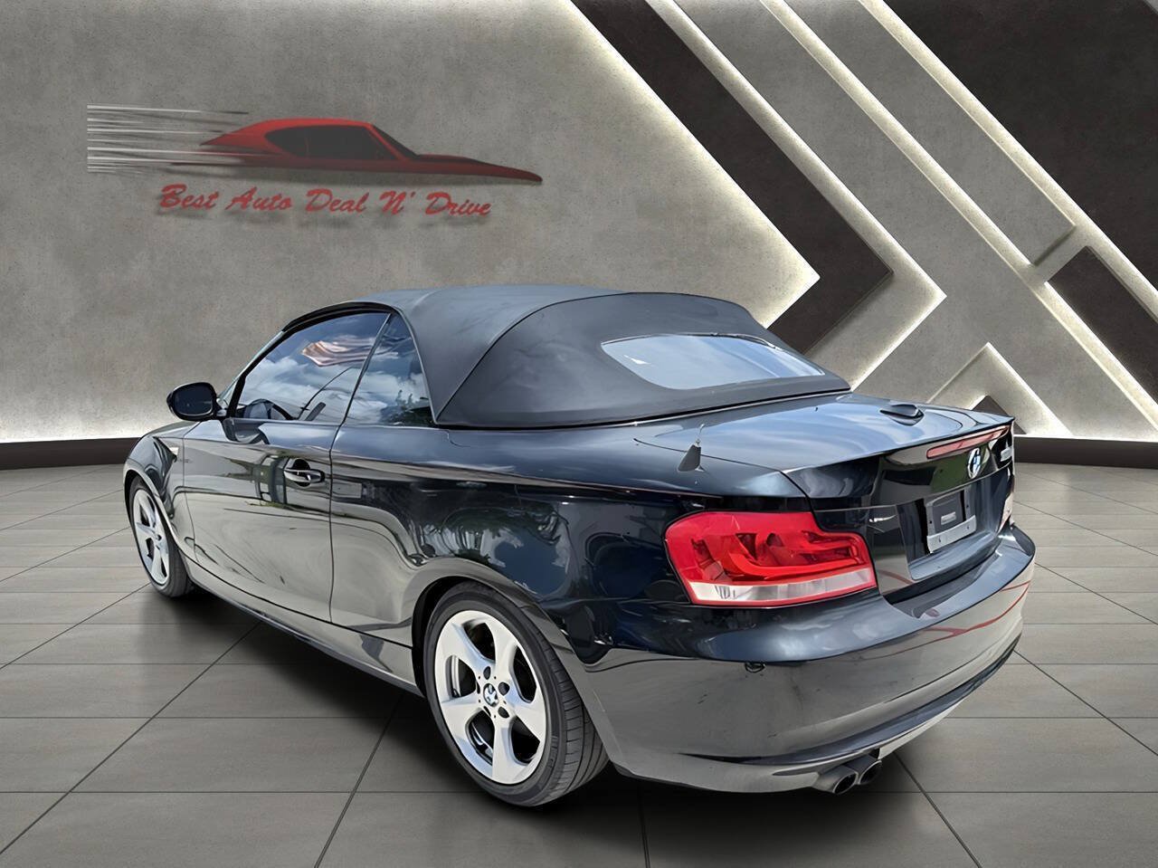 Used 2012 BMW 128i Convertible RWD image 3
