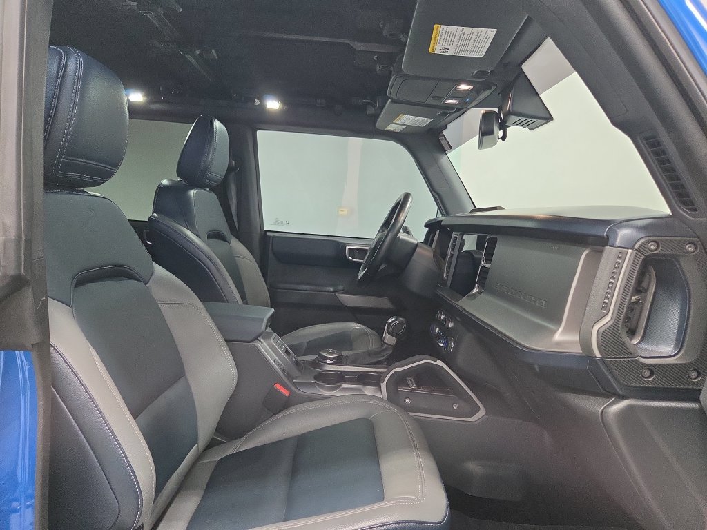Used 2023 Ford Bronco Outer Banks AWD/4WD image 17