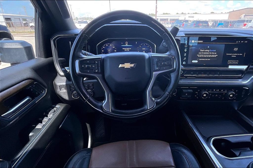 Used 2024 Chevrolet Silverado 3500 High Country w/ Technology Package AWD/4WD image 8