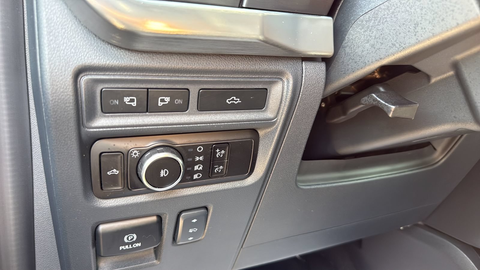 Used 2023 Ford F150 Lariat AWD/4WD image 17